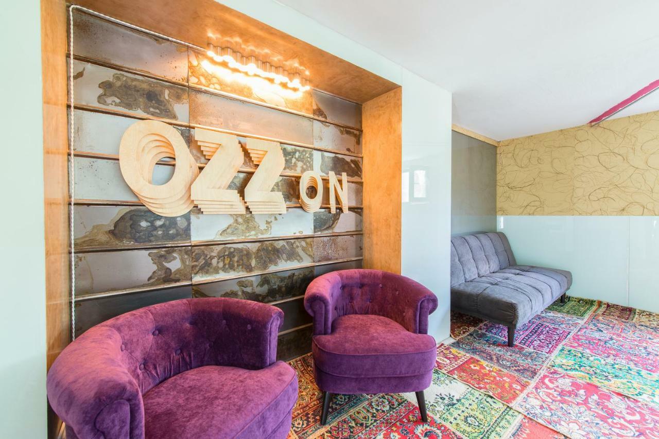 Inn Ozz 卡拉甘达 外观 照片